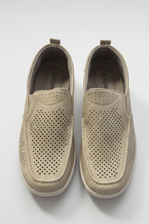 Mocasines perforados para hombre...