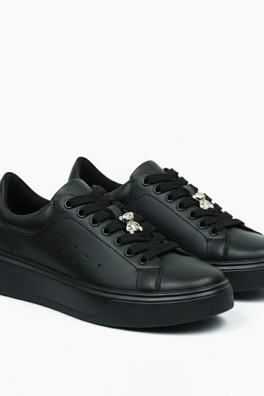 Zapatillas deportivas de cuero negras...