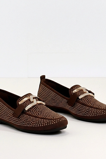 Mocasines en tono chocolate decorados con circonitas Penelope