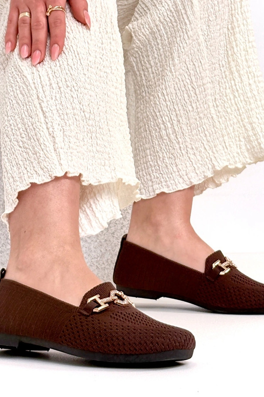 Mocasines de tela marrones con adorno...