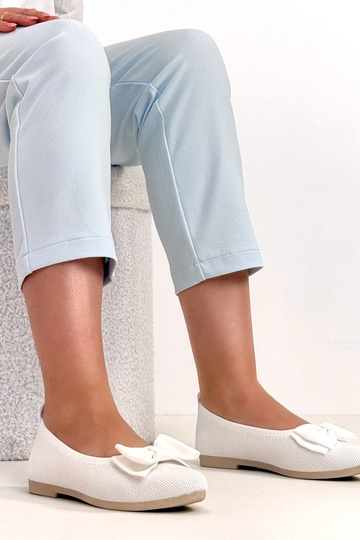 Bailarinas de piel blancas con lazo Paisley 2