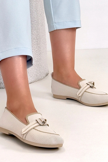 Bailarinas de piel color...