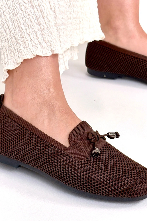 Mocasines de tela marrones con lazo...