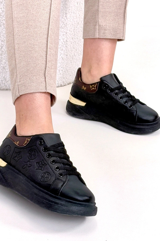 Zapatillas negras con cordones Peyton