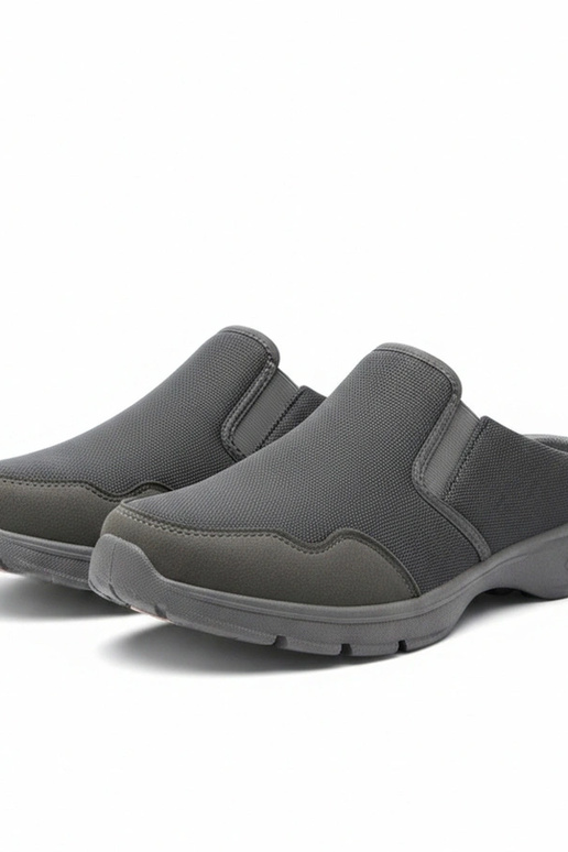 Zapatillas deportivas grises bajas...