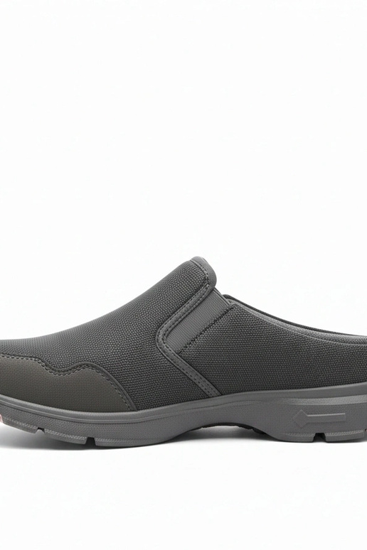 Zapatillas deportivas grises bajas...