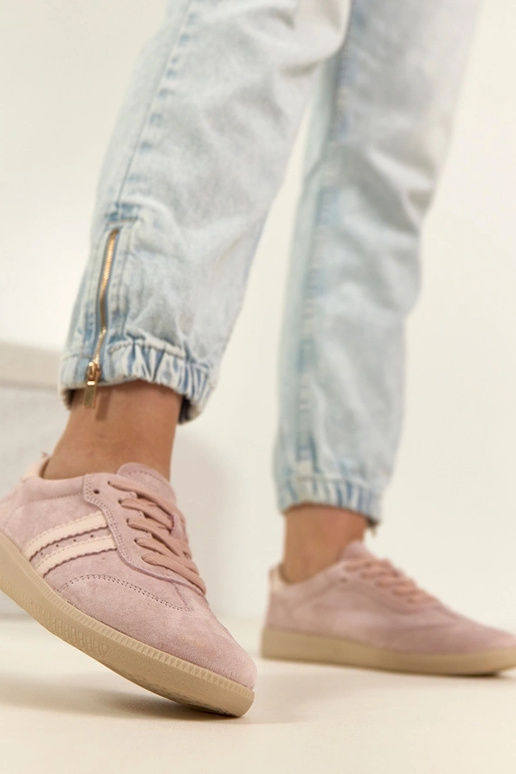 Zapatillas deportivas de cuero rosas...