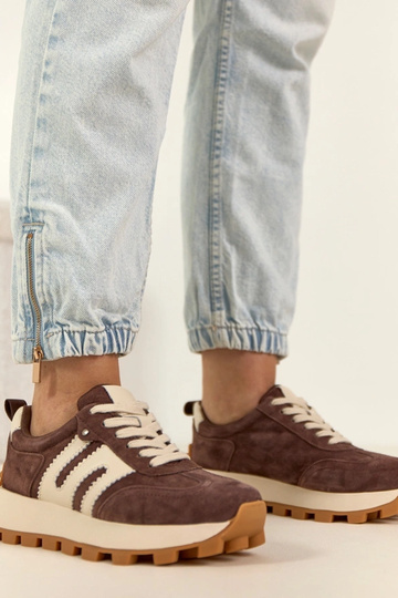 Zapatillas deportivas de piel color chocolate con plataforma Filippo