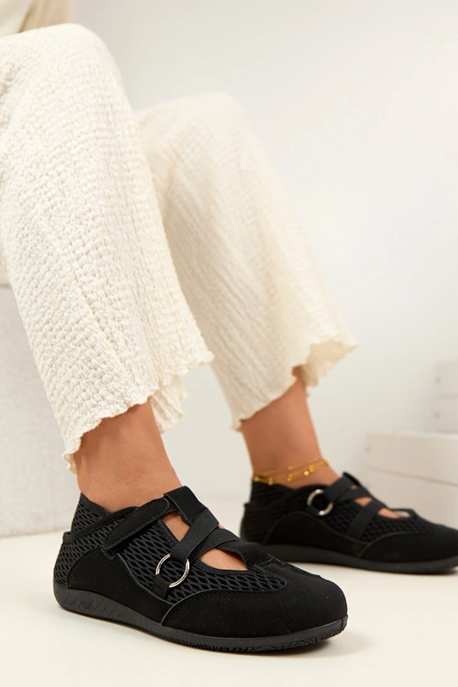 Bailarinas de estilo deportivo negro...