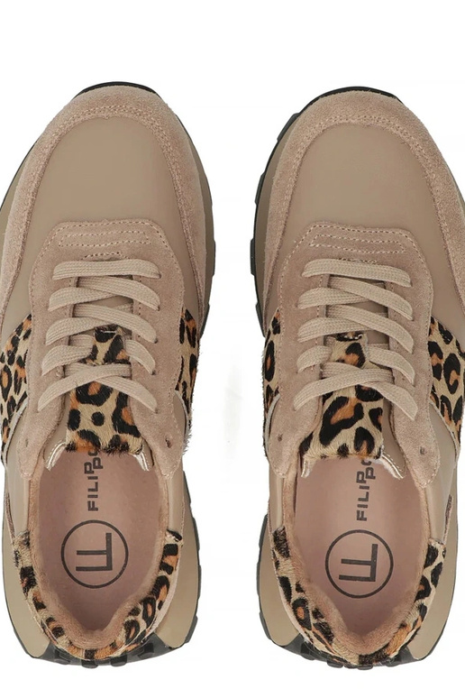 Zapatos de piel color arena con...