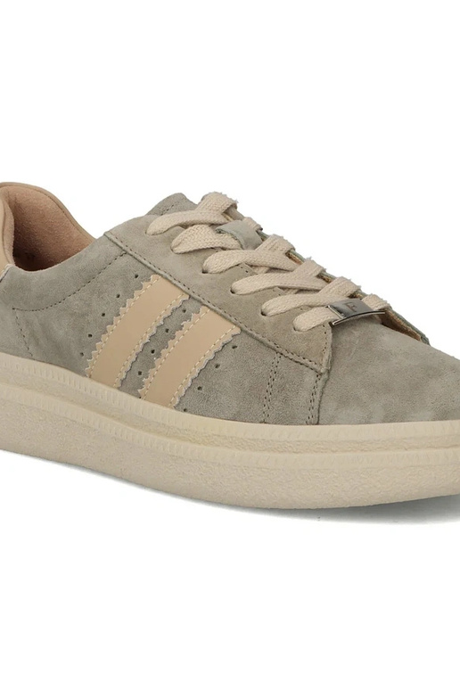 Zapatos de piel gris con plataforma...