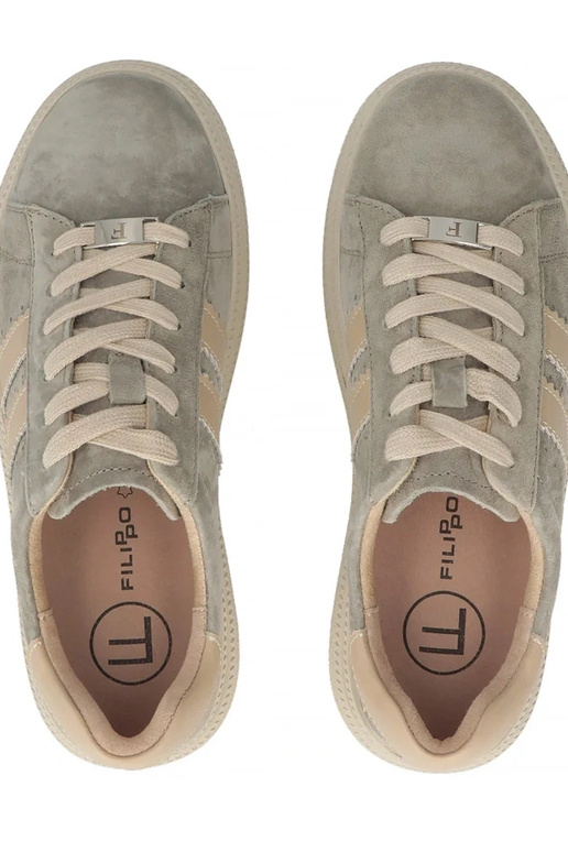 Zapatos de piel gris con plataforma...