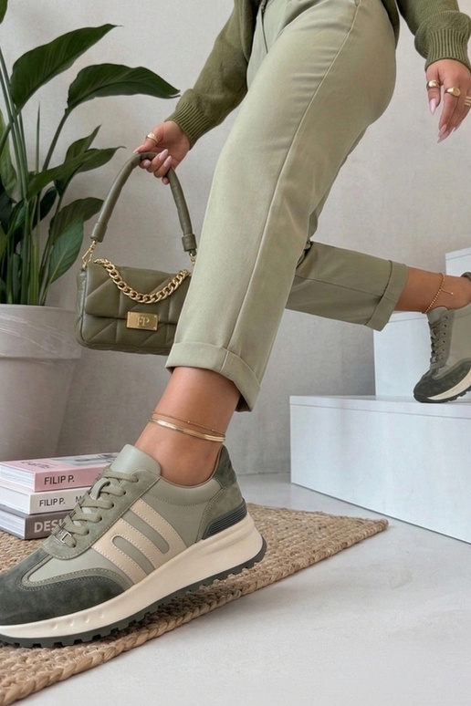 Zapatos de piel verdes con plataforma...