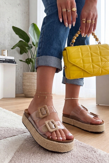 Zapatillas marrones transparentes con suela gruesa y detalle trenzado Léontine