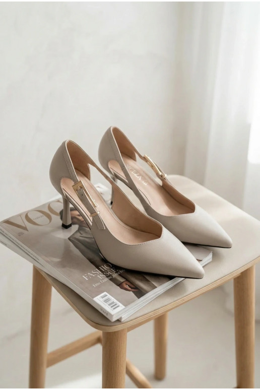 Zapatos de tacón con cortes y hebillas Vinceza 62288 color gris