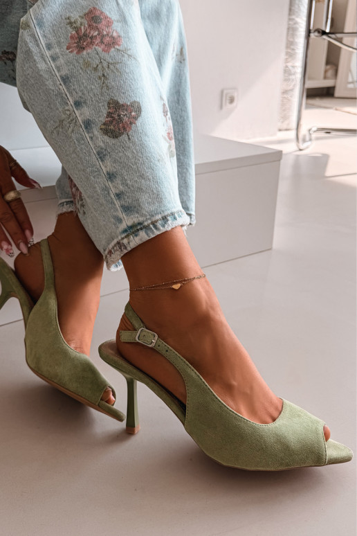 Sandalias de mujer con tacones finos de gamuza ecológicaoAe color verde Sevina