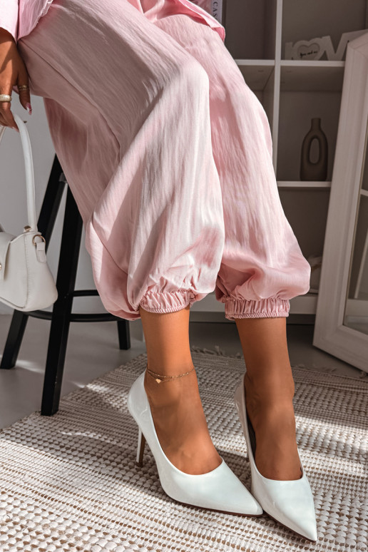 Tacones clásicos de charol.Imitacji Skóry el color blanco Odira