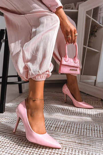 Zapatos de tacón lustrados clásicos de color rosa de piel sintética Odira