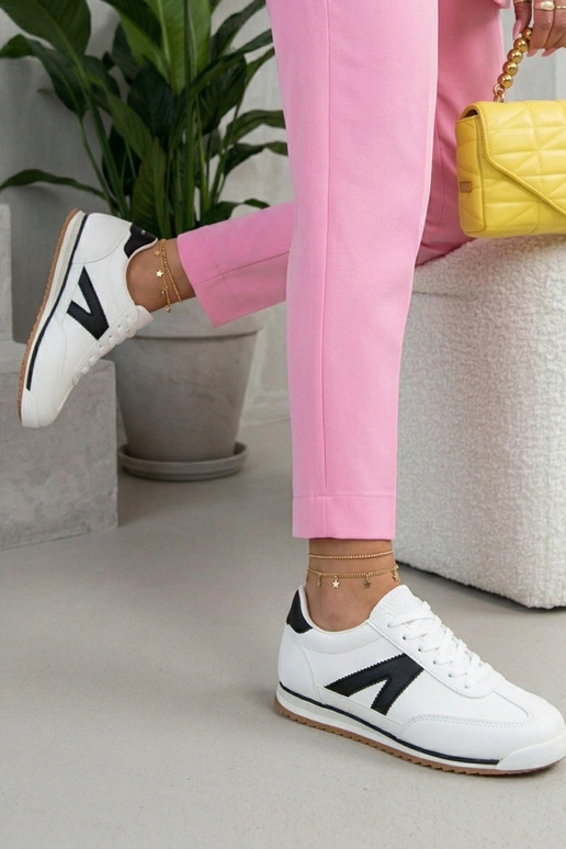 Zapatillas deportivas blancas con...