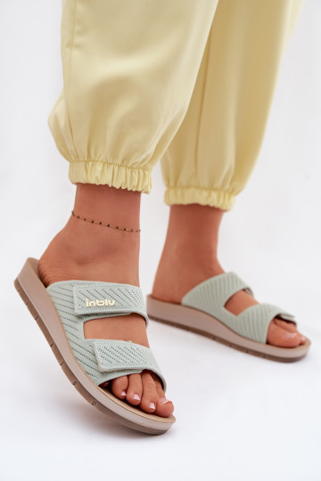Chanclas de mujer INBLU AG000015 de color verde 2