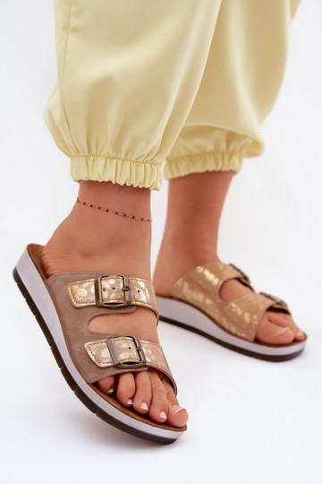 Chanclas de mujer con hebillas Inblu CP000063 de color arena 2