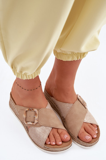 zapatillas de mujer con una plataforma para decorar con hebillas Inblu RV000012 color marrón