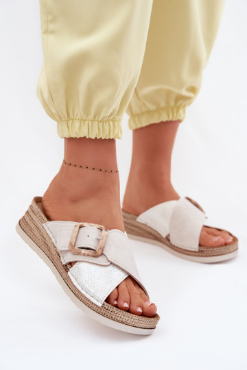 zapatillas de mujer con una plataforma para decorar con hebillas Inblu RV000012 color marfil