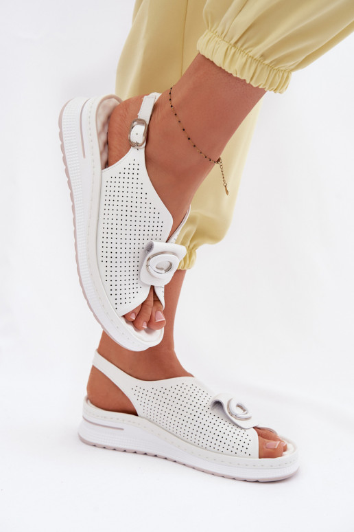 Sandalias de mujer Femenino Con decoraciones Detalem el color blanco Deliva