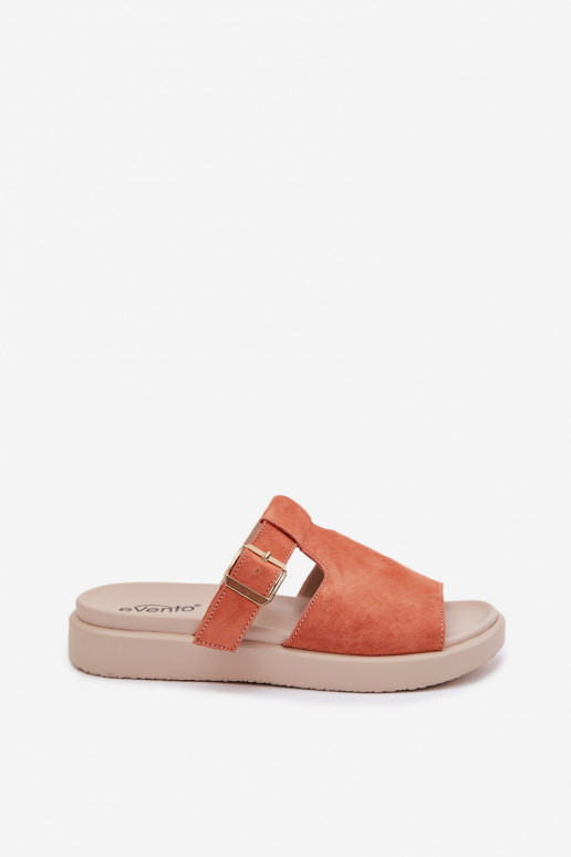 Zapatillas de ante para mujer. con una plataforma con hebillas doradas color naranja Zemela