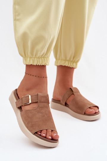 Chanclas de mujer de ante con plataforma y hebillas doradas Zemela color marrón