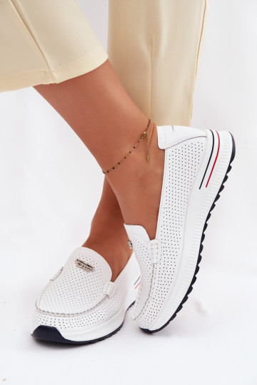 mocasines de mujerActivadoturalnej Skóry el color blanco Demela 2