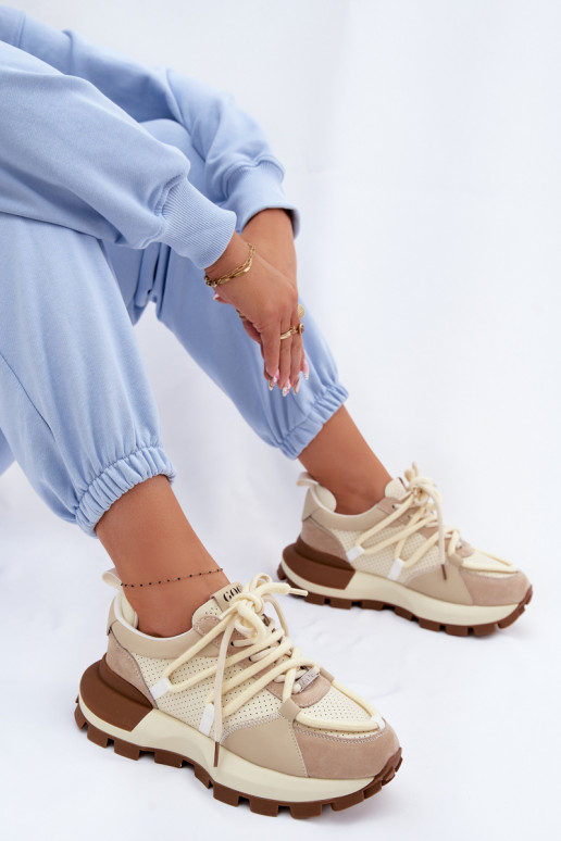 Piel de gamuza Zapatillas modelo zapatos. Femenino GOE TT2N4021 beige