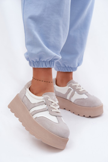 Zapatillas deportivas de mujer de ante blancas con plataforma GOE TT2N4052 2