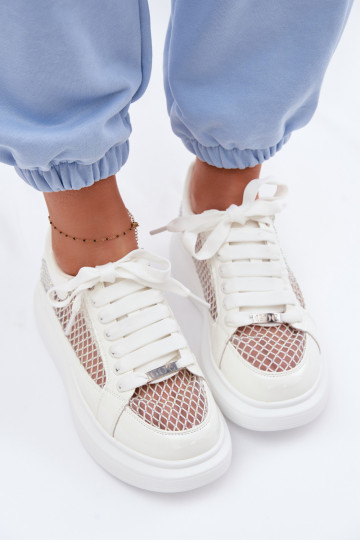 Zapatillas deportivas de mujer de piel blanca con decoración GOE TT2N4010