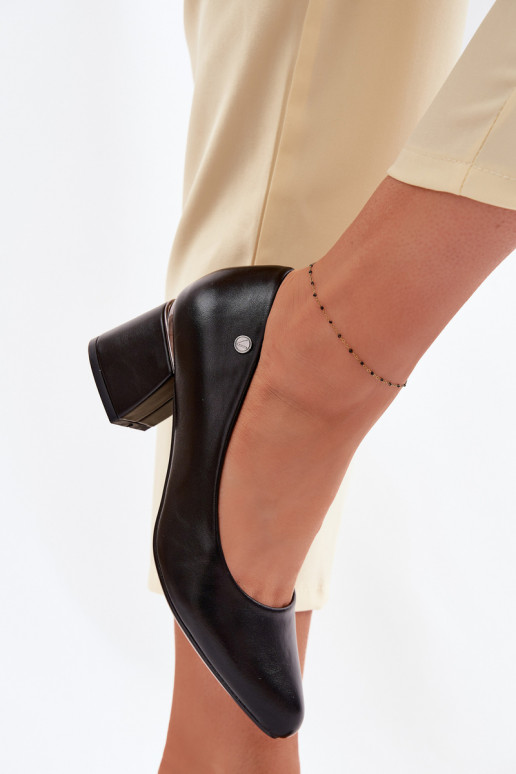 Zapatos con tacones Vinceza 62292 de color negro