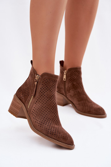 Botines de mujer con detalles calados Vinceza 58621 color marrón 2