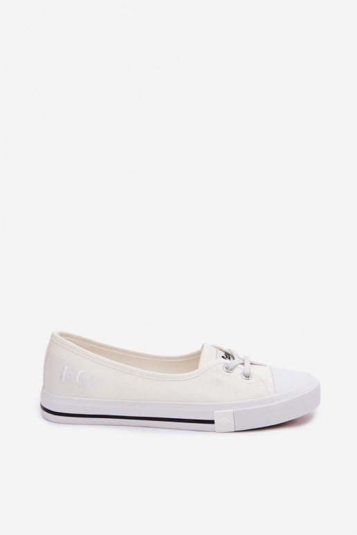 Zapatillas Zapatos de ocio Lee Cooper LCEN-26-31-4356 el color blanco