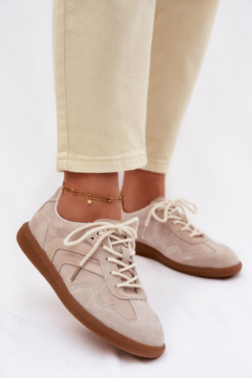 Piel de gamuza Zapatillas modelo zapatos. baja de las mujeres beige Perinae