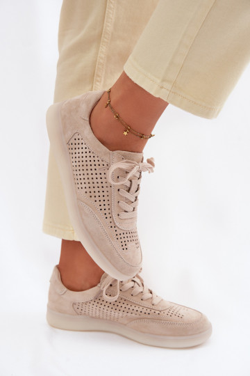 Zapatillas deportivas de ante para mujeres con detalles calados color arena Almora