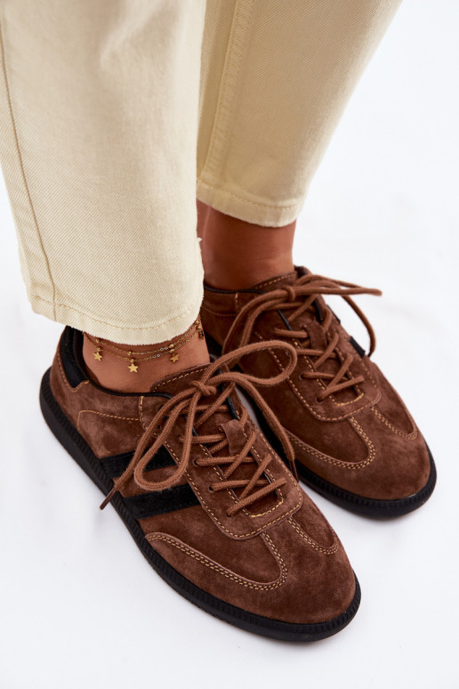 Piel de gamuza Zapatillas modelo zapatos. Femenino color marrón Ismina