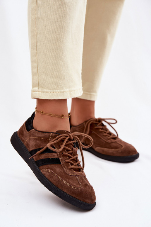 Piel de gamuza Zapatillas modelo zapatos. Femenino color marrón Ismina
