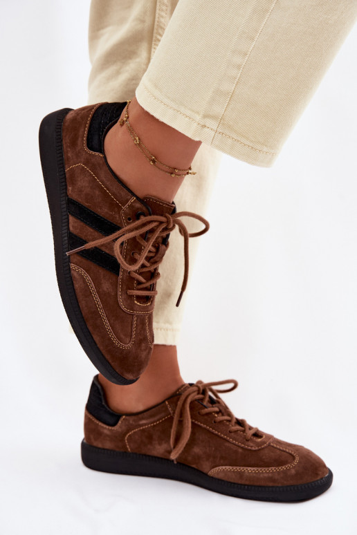 Piel de gamuza Zapatillas modelo zapatos. Femenino color marrón Ismina