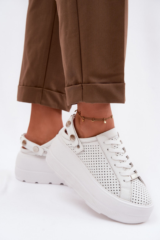 Piel con elementos calados Zapatillas modelo zapatos. Femenino con una plataforma con correas Activado Pięcie D&A LR61-7088 el c