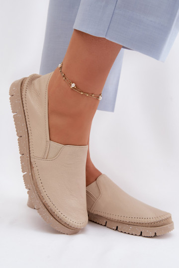 Botas de piel de mujer. Tiene queciejka 03512-04 beige