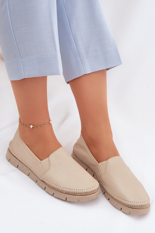 Botas de piel de mujer. Tiene queciejka 03512-04 beige