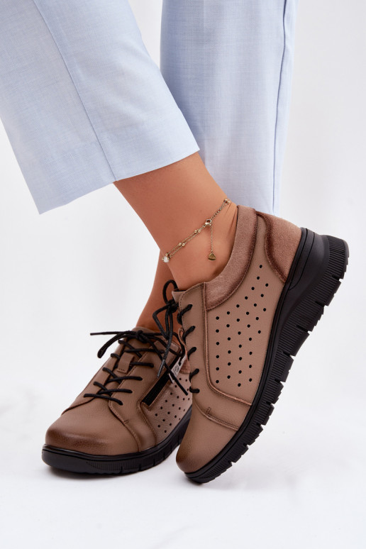 Piel zapatos Femenino con una plataforma Vinceza 39977 beige