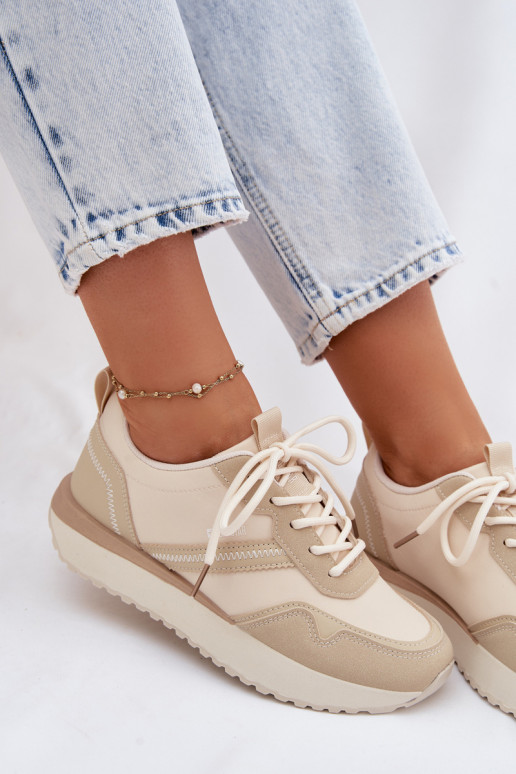 Zapatillas modelo zapatos. Femenino con una plataforma Big Star TT274278 beige