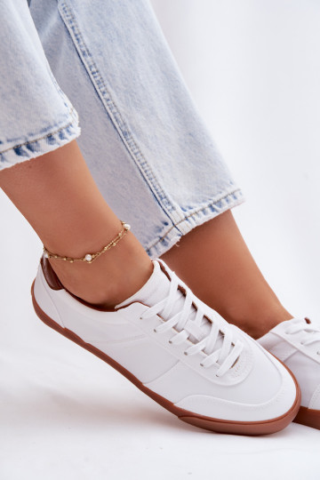 Zapatillas modelo zapatos. Femenino Big Star TT274366 el color blanco