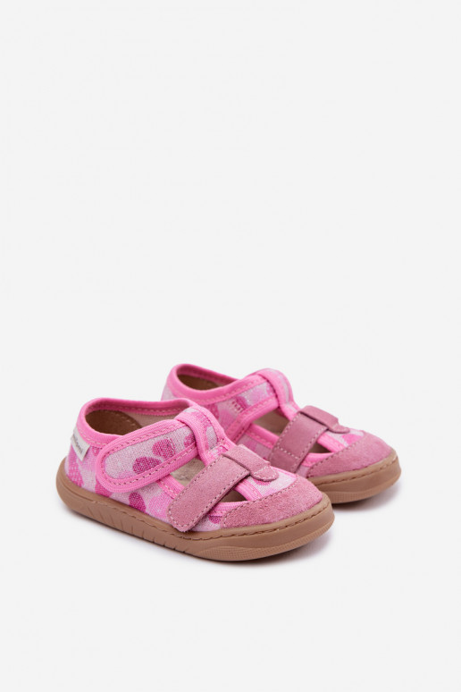 Zapatillas Barefoot Infantil Milami con brillo en los corazones color rosa Lumi