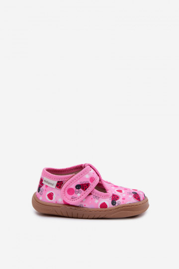 Zapatillas para niños Barefoot con estampado de mariquitas y corazoncitos con cierres adhesivos Milami color rosa Talirae 2